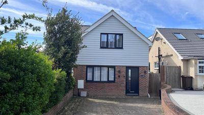 White Leaves Rise, Cuxton, Rochester image