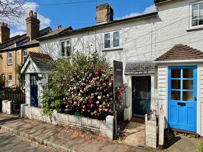 Sandy Lane, Sevenoaks image