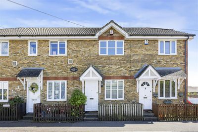 3 Fairfield GateFairfield RoadBorough GreenKent image